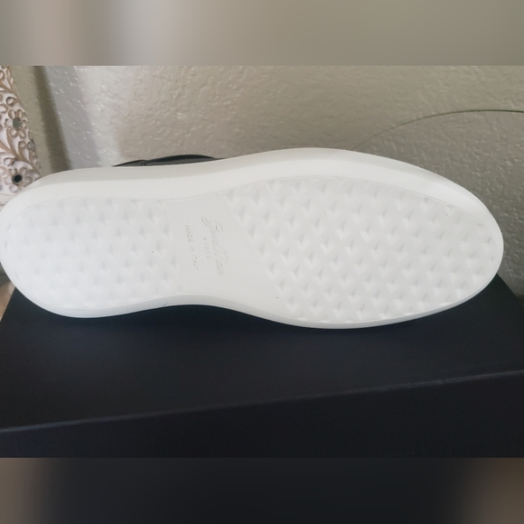 NIB Good Man Legend London - Picture 6 of 6